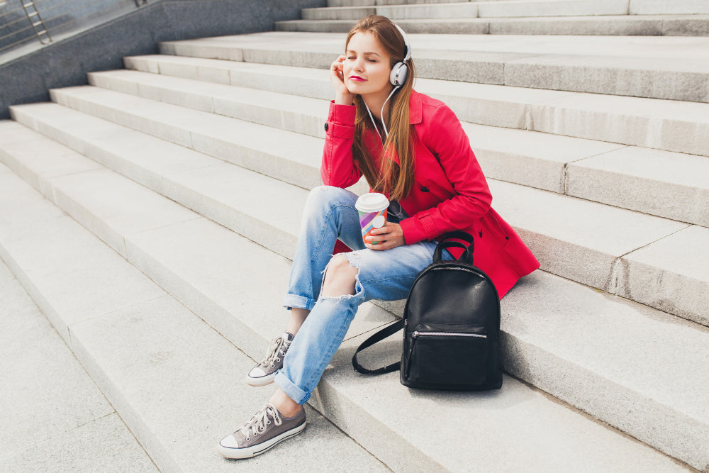 De ce rucsacurile revin constant în tendințe, indiferent de modă